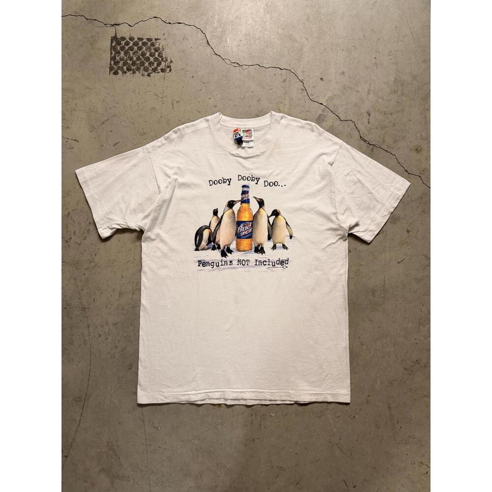 Vintage White Graphic Tee with Penguins and Beer